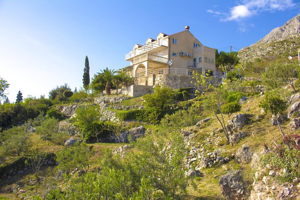 Apartments Lira Mlini Exterior photo